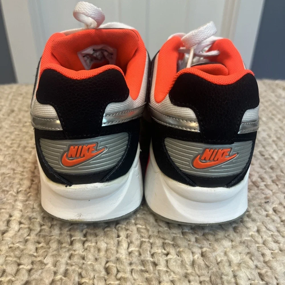 Nike mix running material